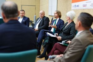 130643 fot bartosz proll 33